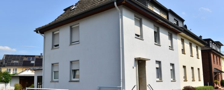 Hennef-Zentrum: Mehrfamilienhaus mit vielen Nutzungsmöglichkeiten