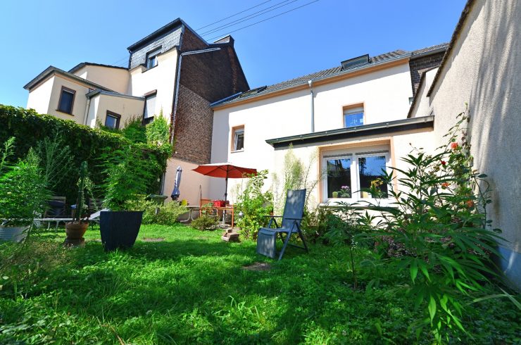 Sankt-Augustin-Mülldorf: Charmantes Reihenmittelhaus mit sonnigem Garten